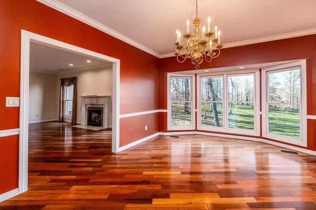 $749,000 | 396 Lake Indian Hills Circle, Carbondale, IL 62902