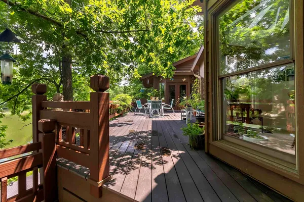 $649,000 | 396 Lake Indian Hills Circle, Carbondale, IL 62902