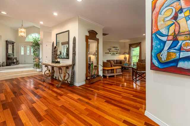 $749,000 | 396 Lake Indian Hills Circle, Carbondale, IL 62902