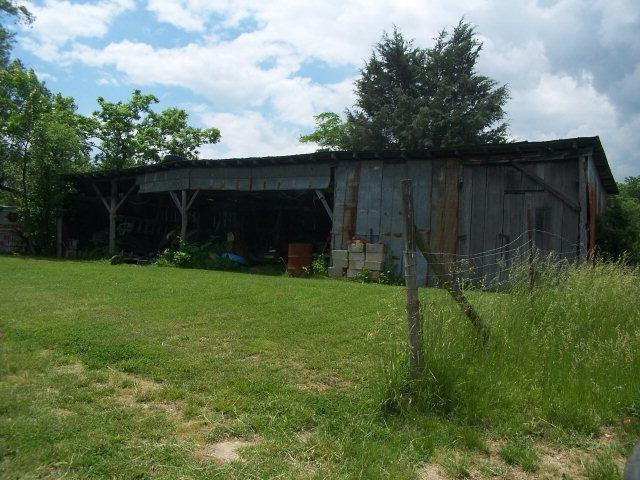 1773 Guynn Road Paint Lick, KY 40461 - Photo 4 of 7 Photo 4