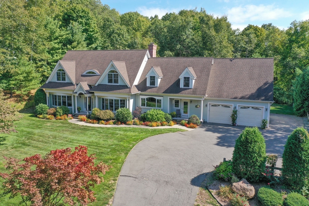 7 Western View Road Holyoke, MA 01040 - Photo 2 of 42