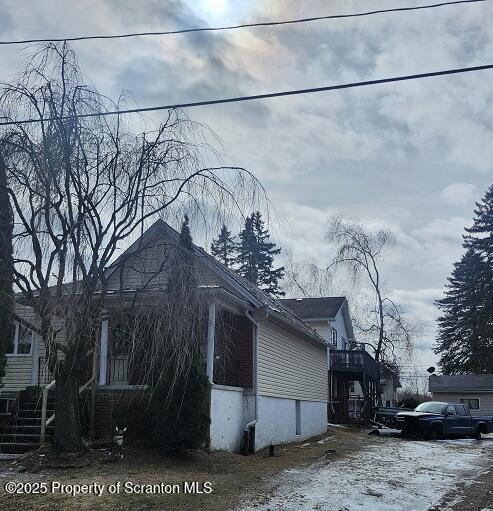 805 Ferdinand Street Scranton, PA 18508 - Photo 4 of 15 a view of a house with a yard