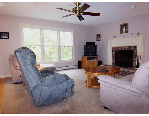 4 Peterson Road Palmer, MA 01069 - Photo 4 of 18