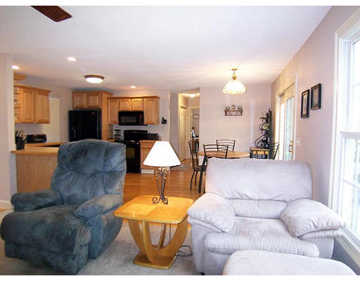 4 Peterson Road Palmer, MA 01069 - Photo 5 of 18