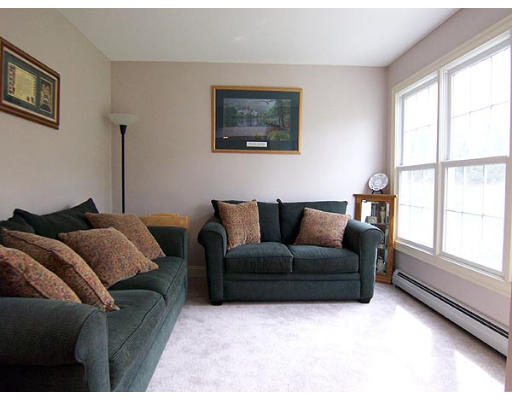 4 Peterson Road Palmer, MA 01069 - Photo 10 of 18