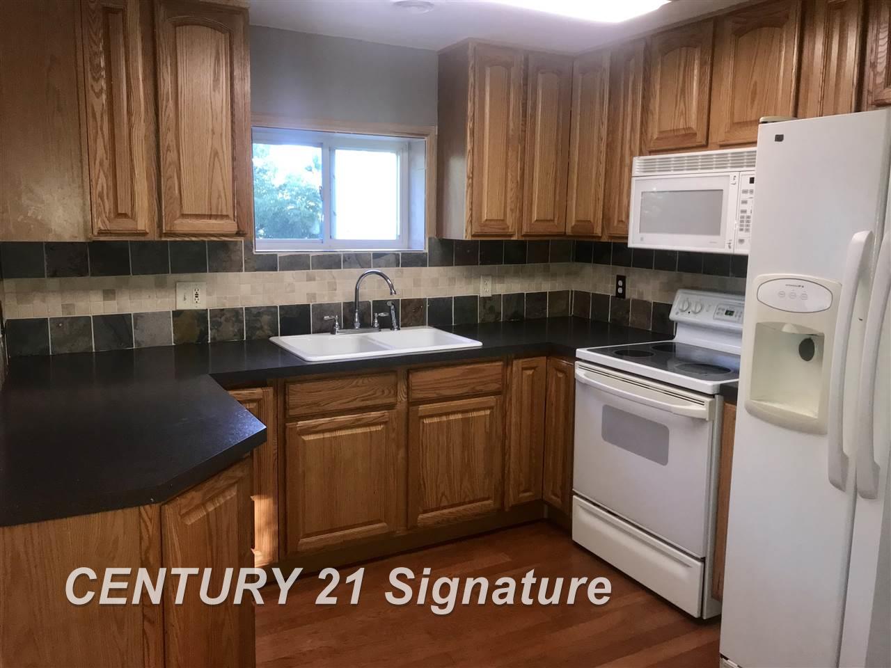 3895 Lone Road Freeland, MI 48623 - Photo 4 of 15 Gallery Image 4