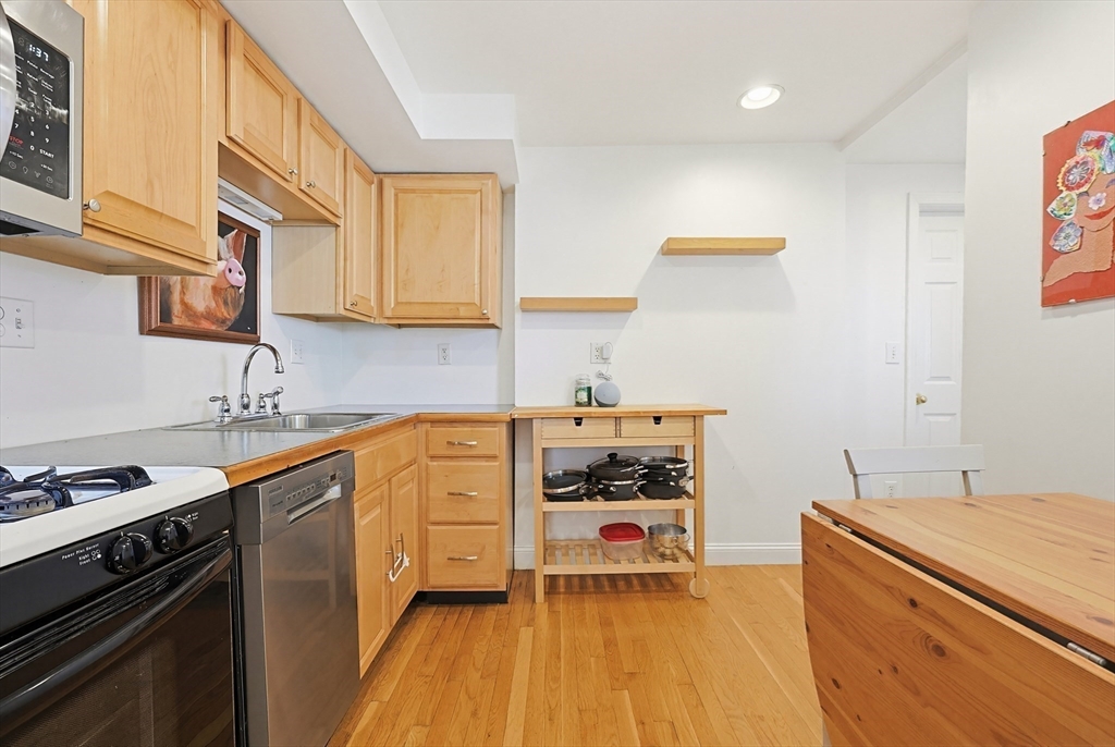 3 Prentice Avenue Milford, MA 01757 - Photo 17 of 35