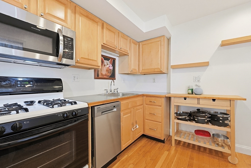 3 Prentice Avenue Milford, MA 01757 - Photo 18 of 35