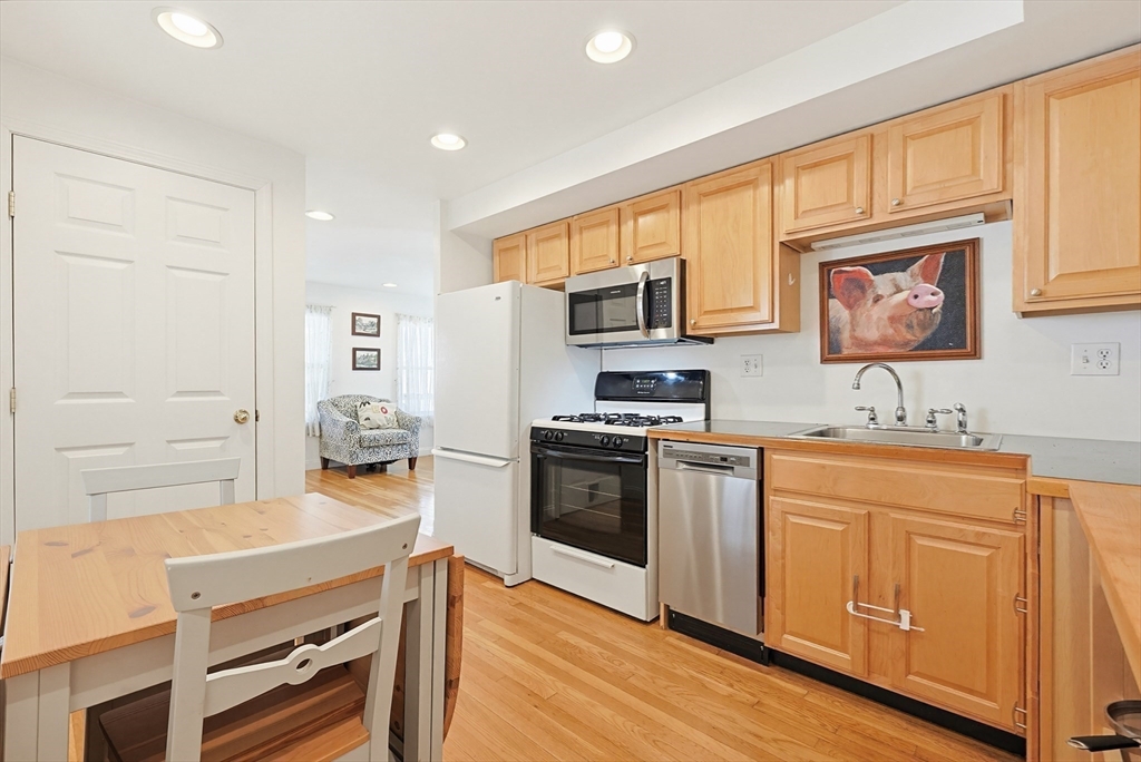 3 Prentice Avenue Milford, MA 01757 - Photo 19 of 35