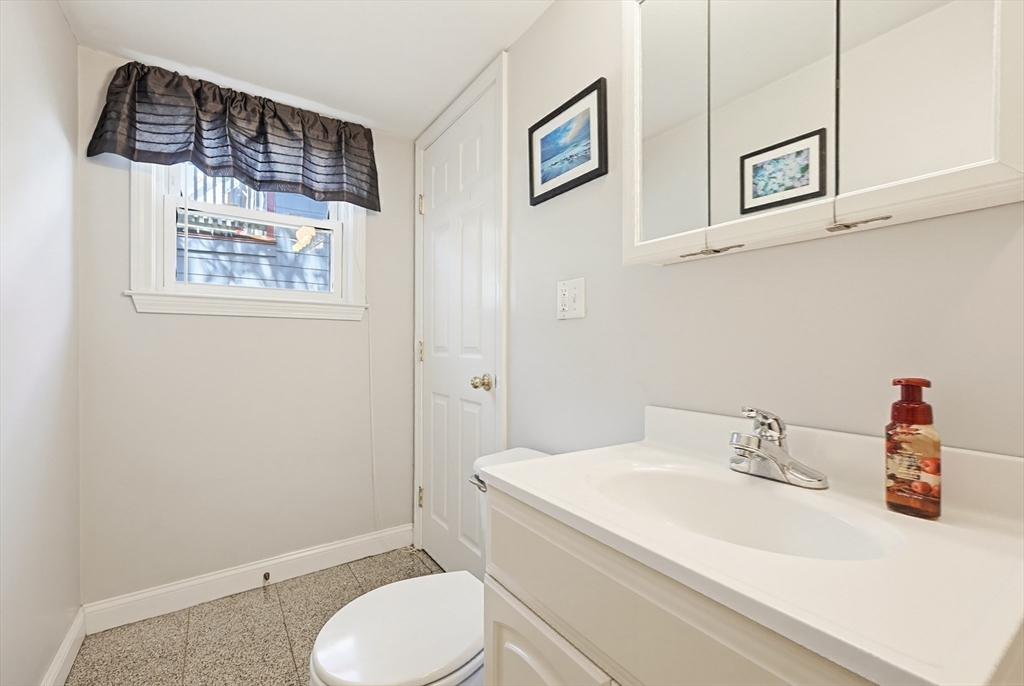 3 Prentice Avenue Milford, MA 01757 - Photo 25 of 35