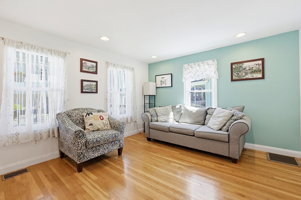 3 Prentice Avenue Milford, MA 01757 - Photo 10 of 35
