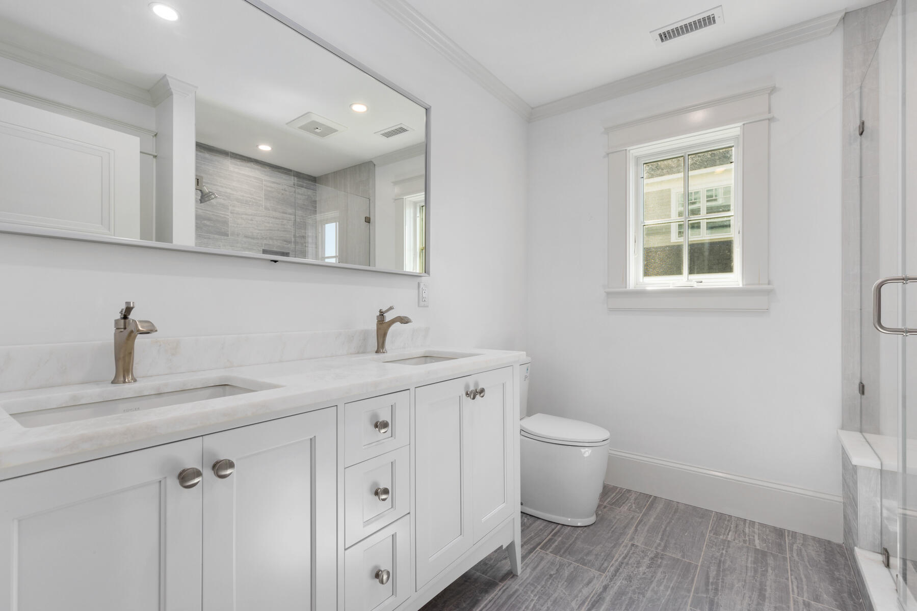 5 Nubble Point York, ME 03909 - Photo 57 of 74 4th Bathroom
