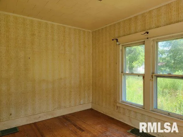 $39,700 | 501 South Dean Street, Royalton, IL 62983