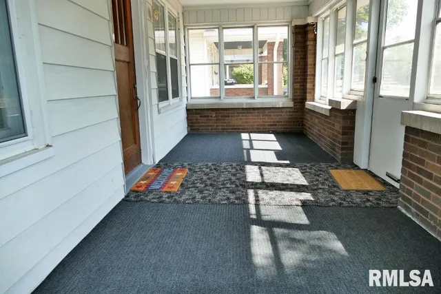 $139,900 | 809 West Eleanor Place, Peoria, IL 61604