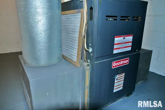 $139,900 | 809 West Eleanor Place, Peoria, IL 61604