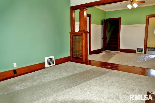 $139,900 | 809 West Eleanor Place, Peoria, IL 61604