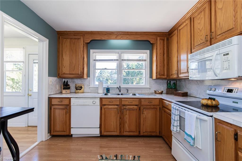 871 Horneytown Road High Point, NC 27265 - Photo 10 of 46 Gallery Image 10