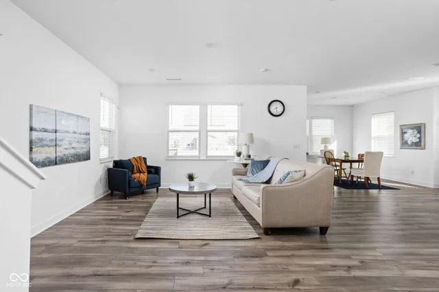 $365,000 | 6831 Orchard Run Circle, Whitestown, IN 46075