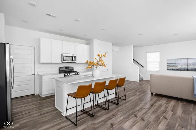 $365,000 | 6831 Orchard Run Circle, Whitestown, IN 46075