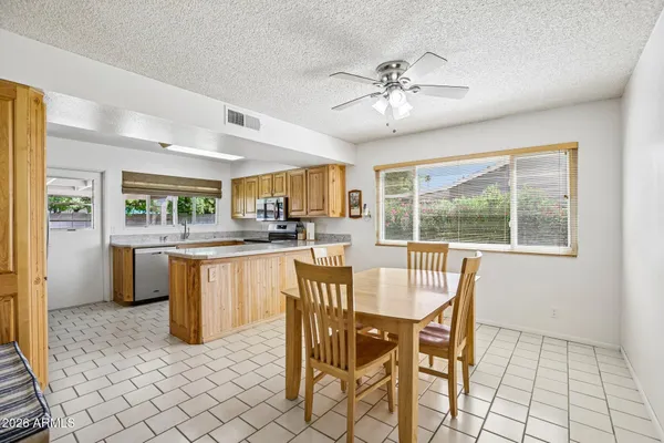 $399,900 | 712 West Frito Avenue, Mesa, AZ 85210