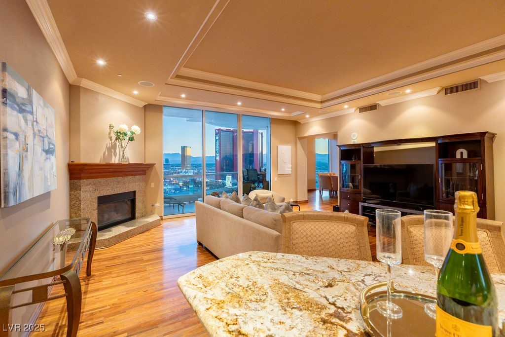 2877 Paradise Road, Unit 2602 Las Vegas, NV 89109 - Photo 10 of 52 Gallery Image 10