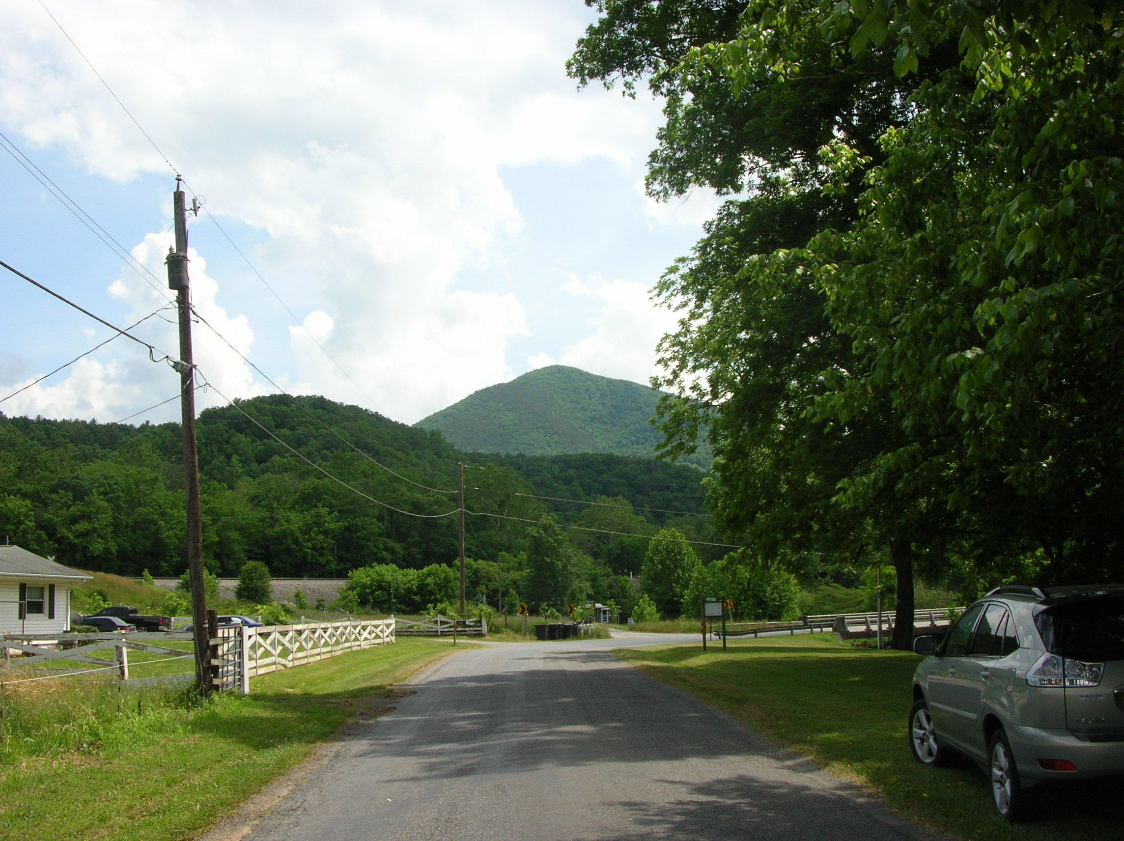 4763 West River Road Salem, VA 24153 - Photo 8 of 15 DSCN1520