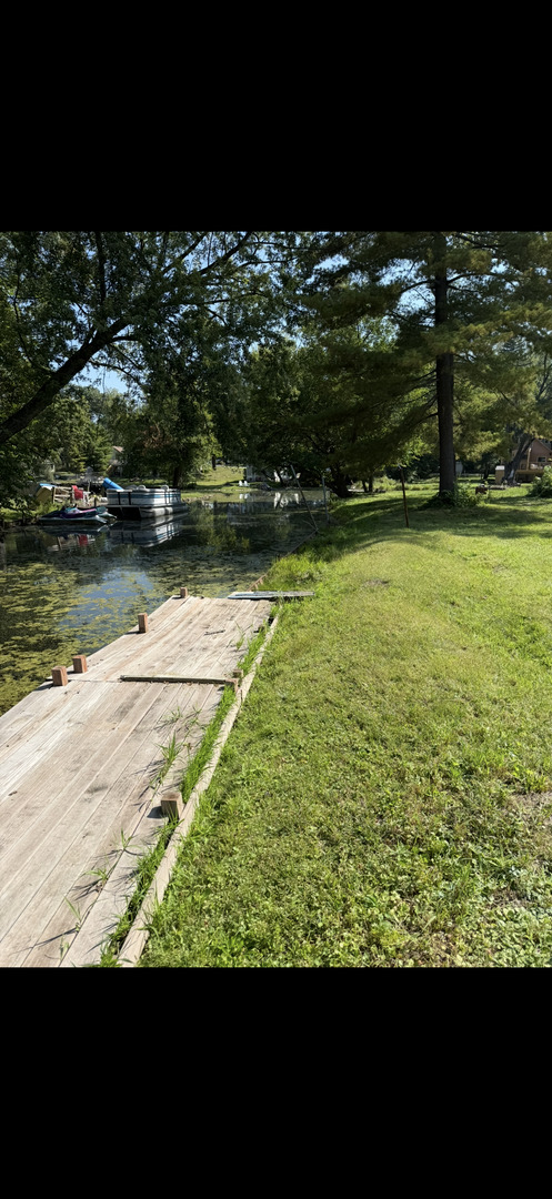 35 Medinah Street Fox Lake, IL 60020 - Photo 6 of 13