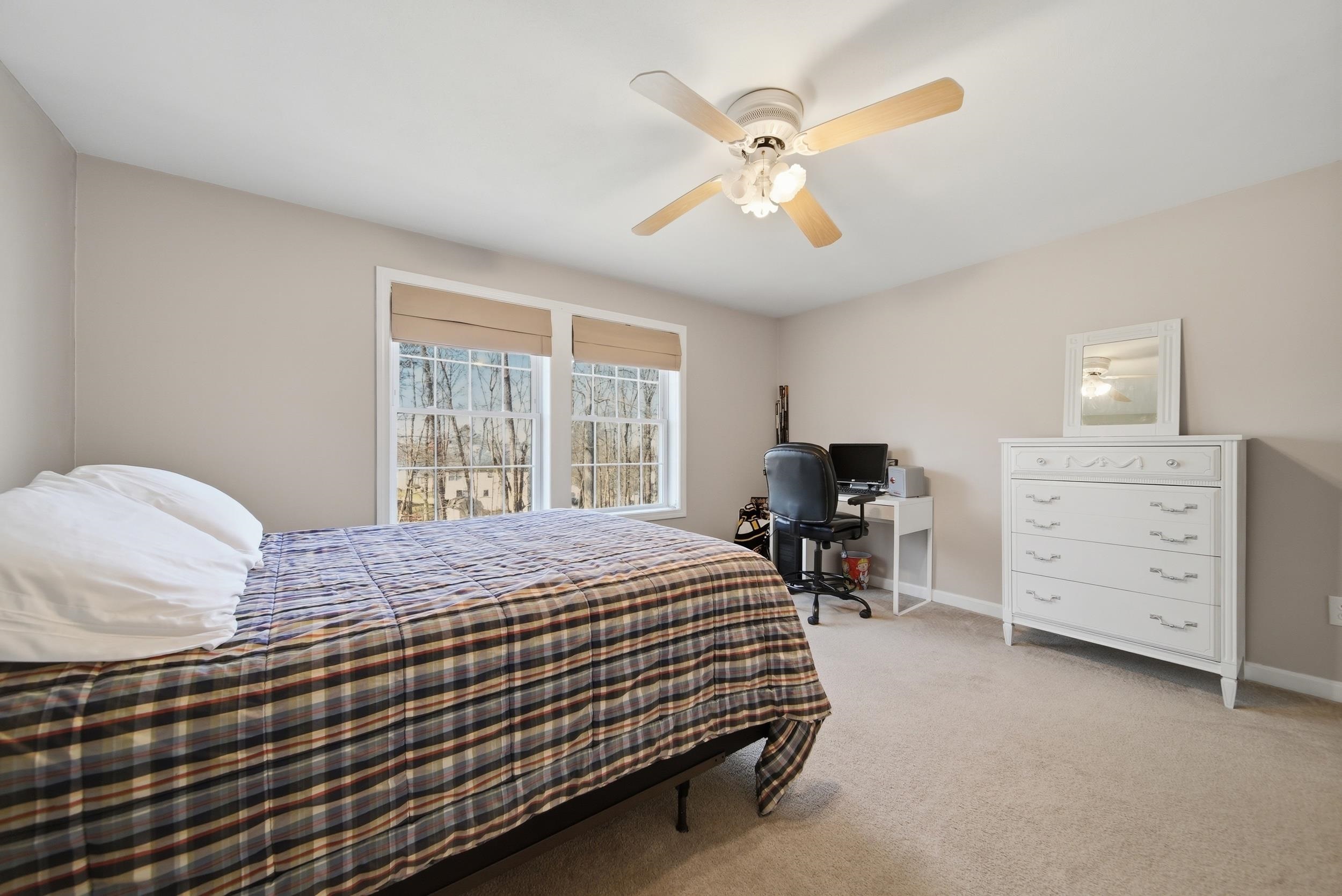 10 Virginia Court Hooksett, NH 03106 - Photo 22 of 34