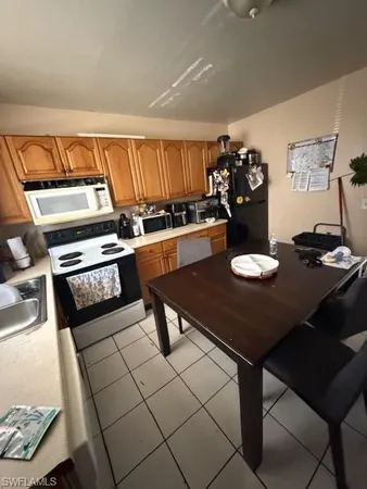 $2,295,000 | 2530 Tropicana Boulevard, Naples, FL 34116