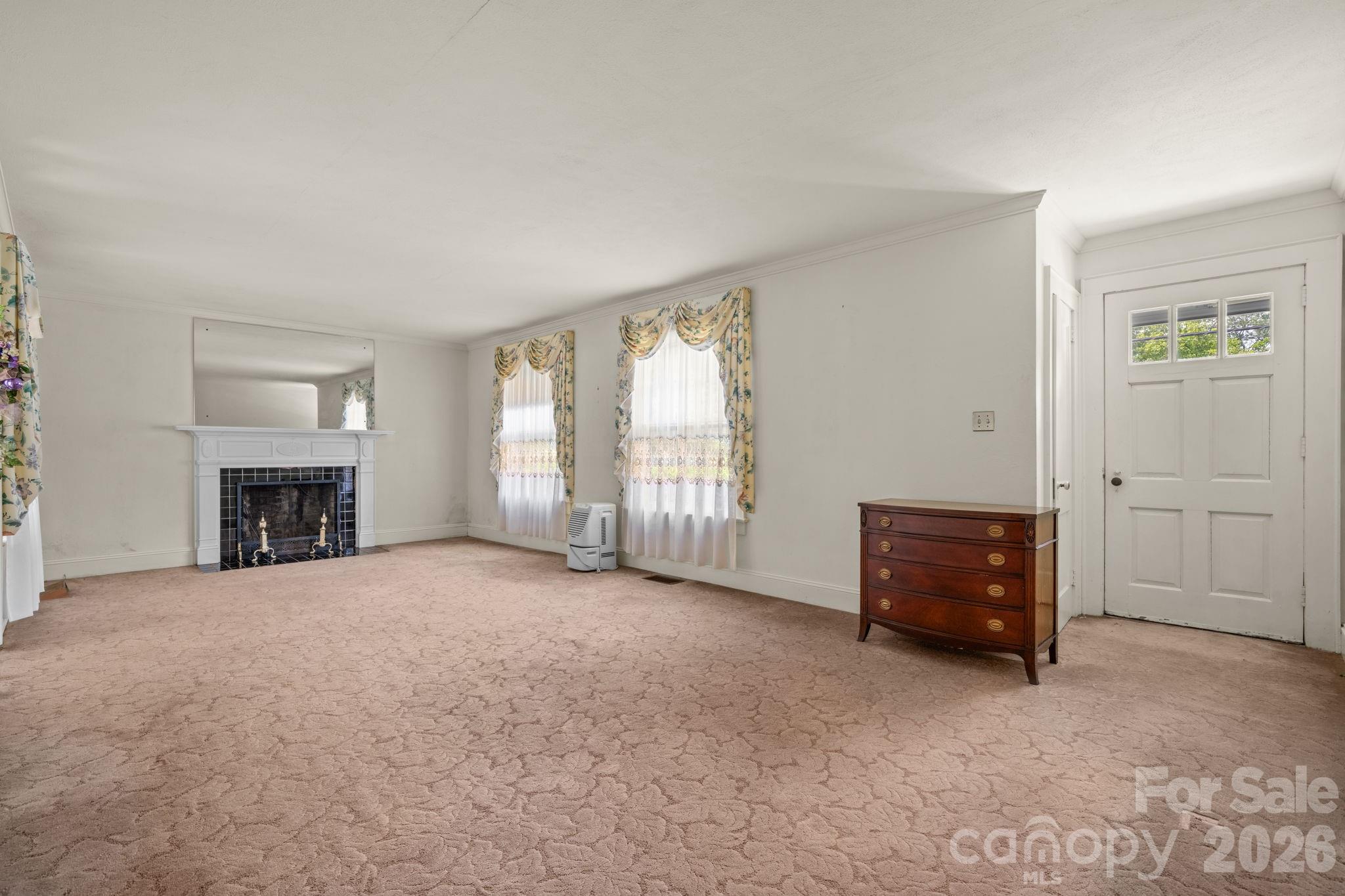 608 1st Street West Conover, NC 28613 - Photo 28 of 35
