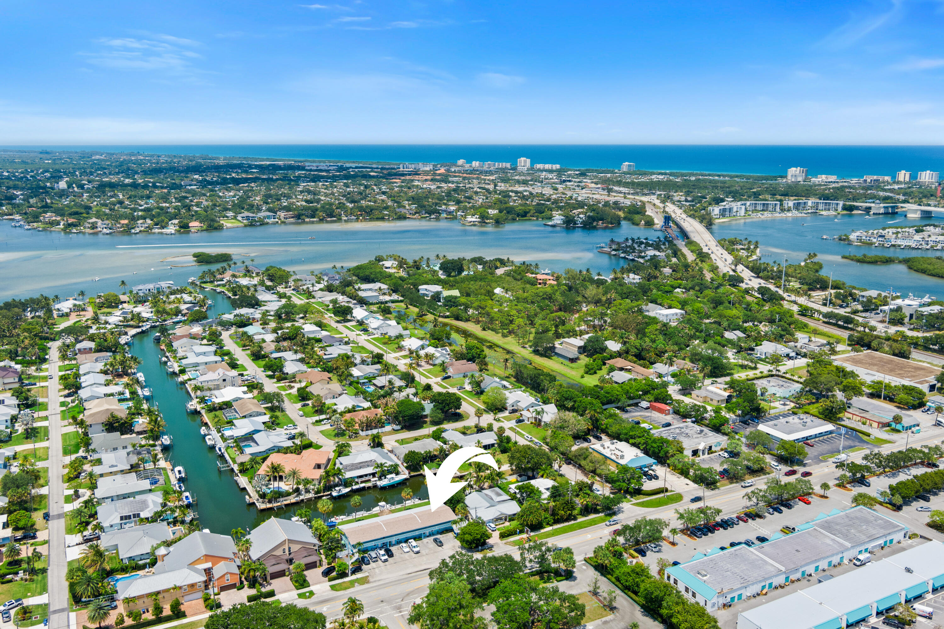 249 Center Street, Unit 2C Jupiter, FL 33458 - Photo 28 of 29 a view of city and ocean