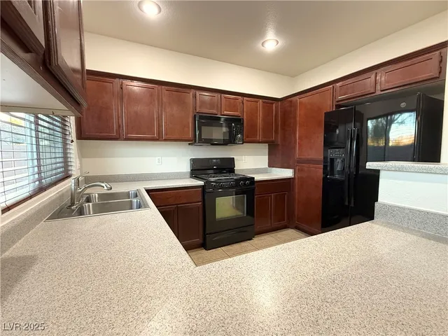 $1,795 | 1026 Appaloosa Hills Avenue, North Las Vegas, NV 89081