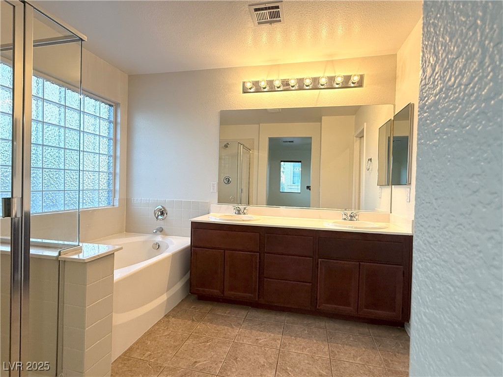 1026 Appaloosa Hills Avenue North Las Vegas, NV 89081 - Photo 22 of 30