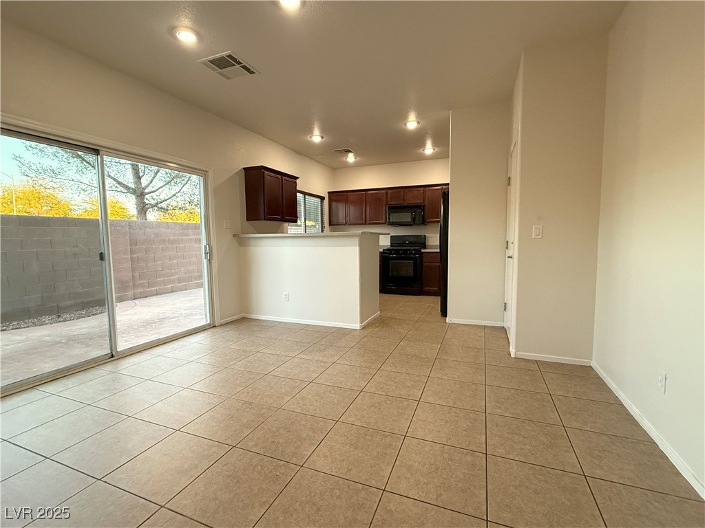 1026 Appaloosa Hills Avenue North Las Vegas, NV 89081 - Photo 10 of 30