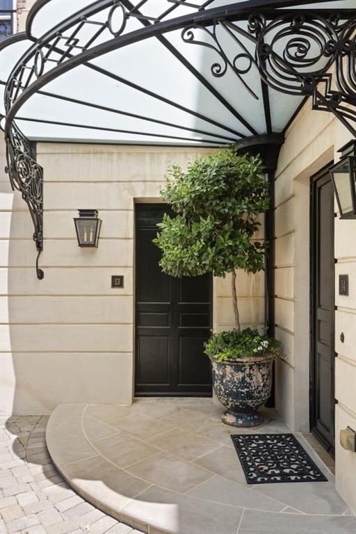 2288 Peachtree Road Northwest, Unit 13 Atlanta, GA 30309 - Photo 3 of 52 Gallery Image 3