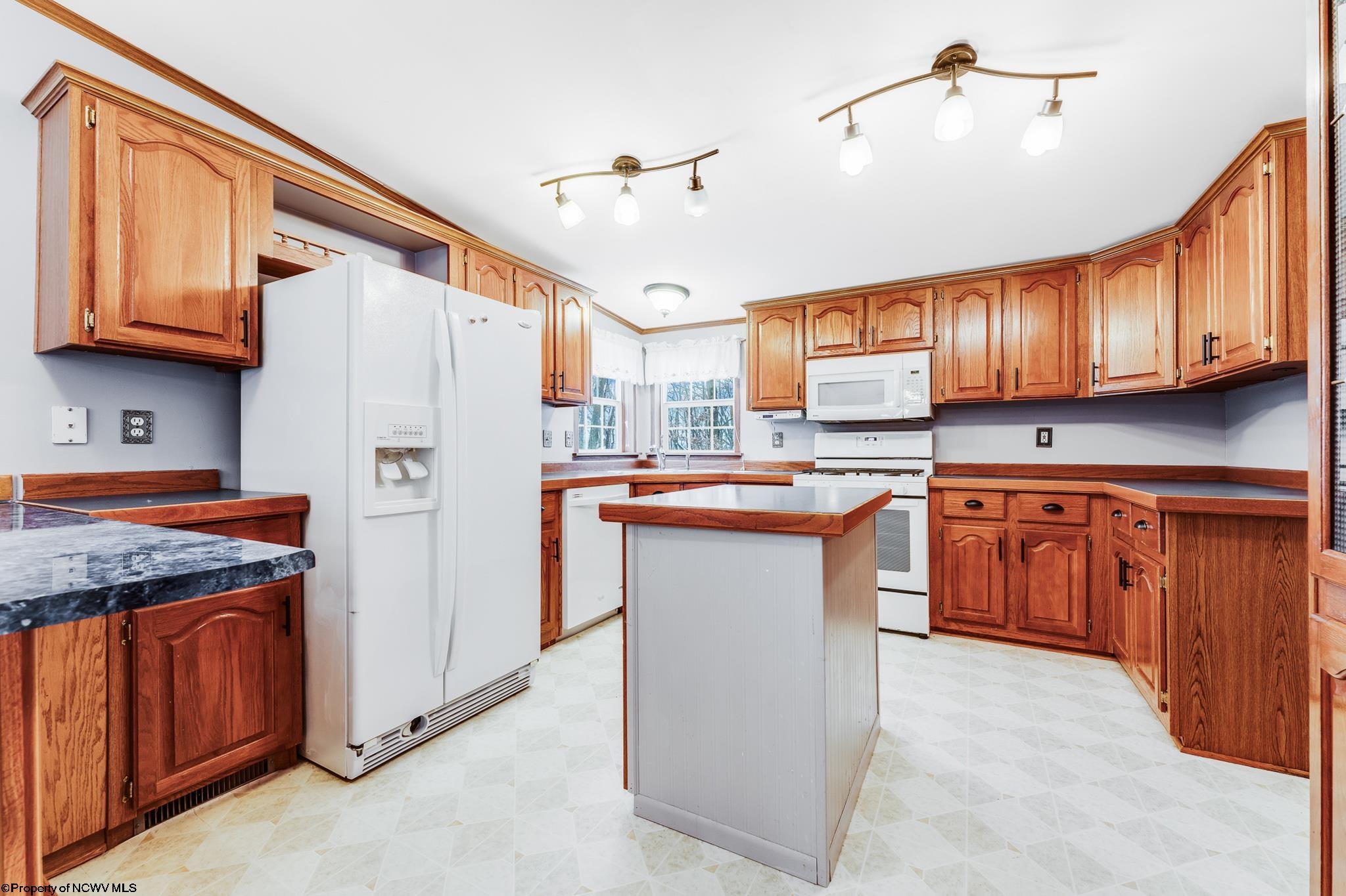 349 Old Cheat Road Morgantown, WV 26508 - Photo 7 of 42 Gallery Image 7