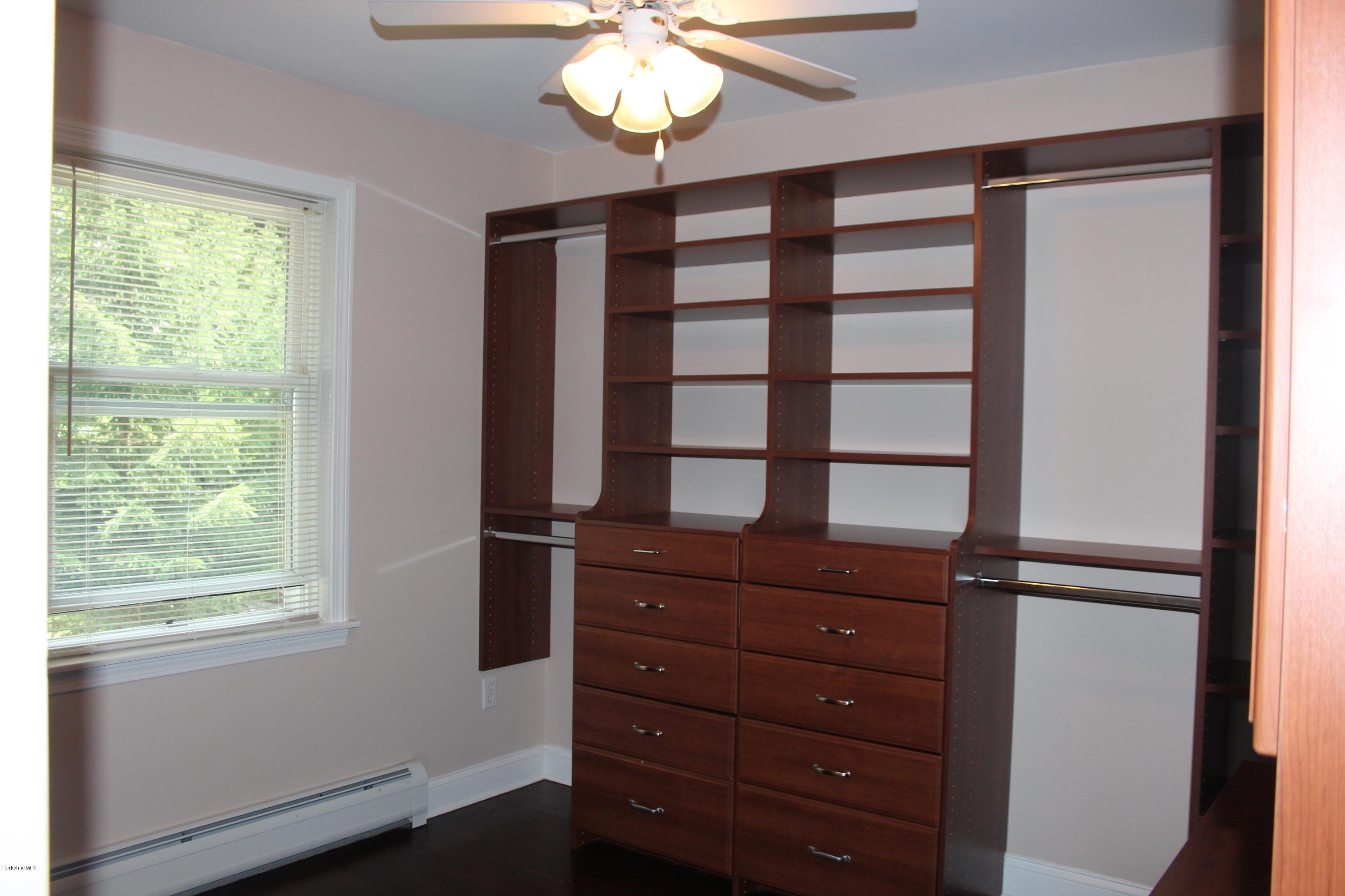 290 Barker Road Pittsfield, MA 01201 - Photo 14 of 30 2014-08-08 11