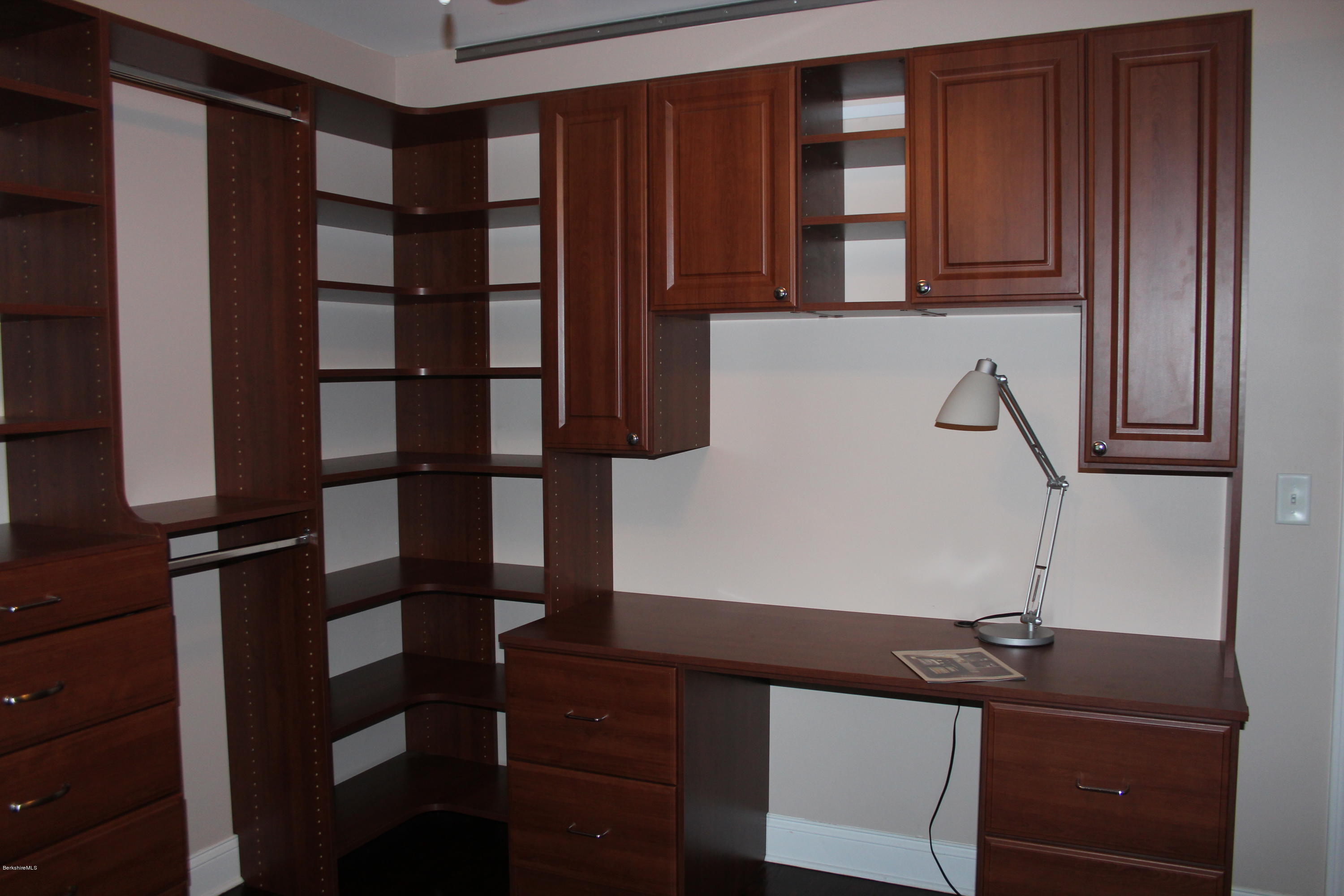 290 Barker Road Pittsfield, MA 01201 - Photo 15 of 30 2014-08-08 11