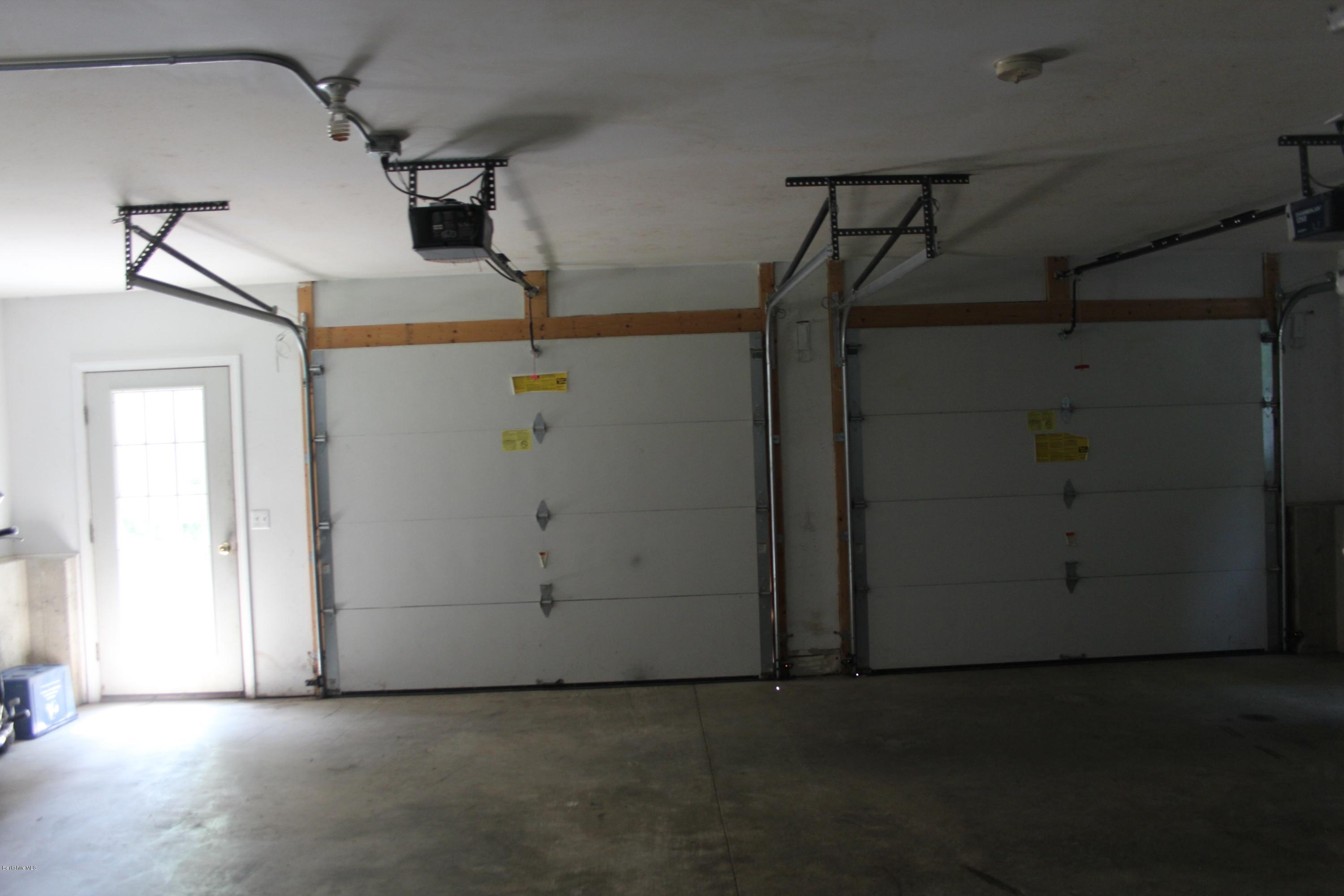 290 Barker Road Pittsfield, MA 01201 - Photo 19 of 30 2014-08-08 11