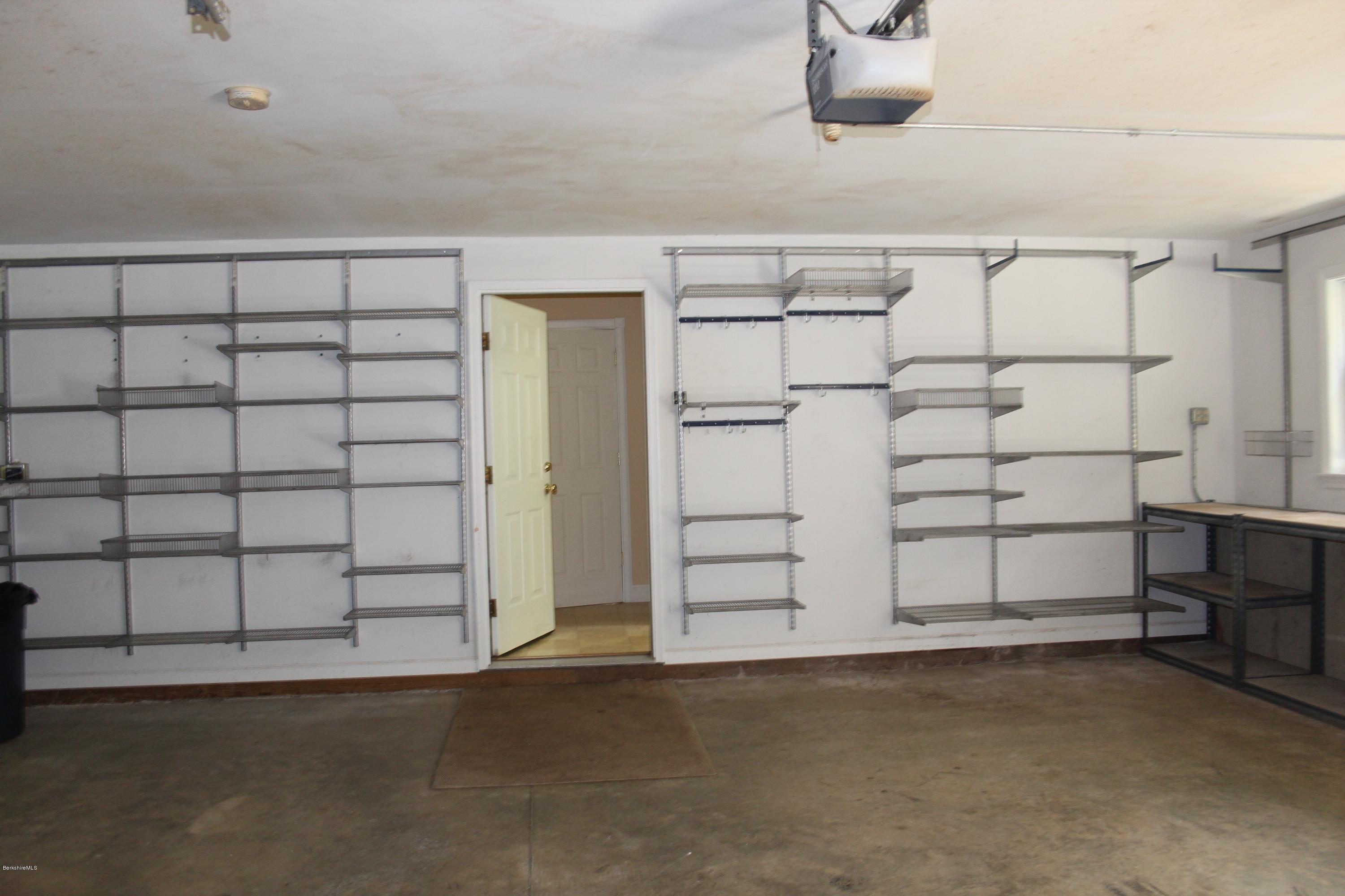 290 Barker Road Pittsfield, MA 01201 - Photo 20 of 30 2014-08-08 11