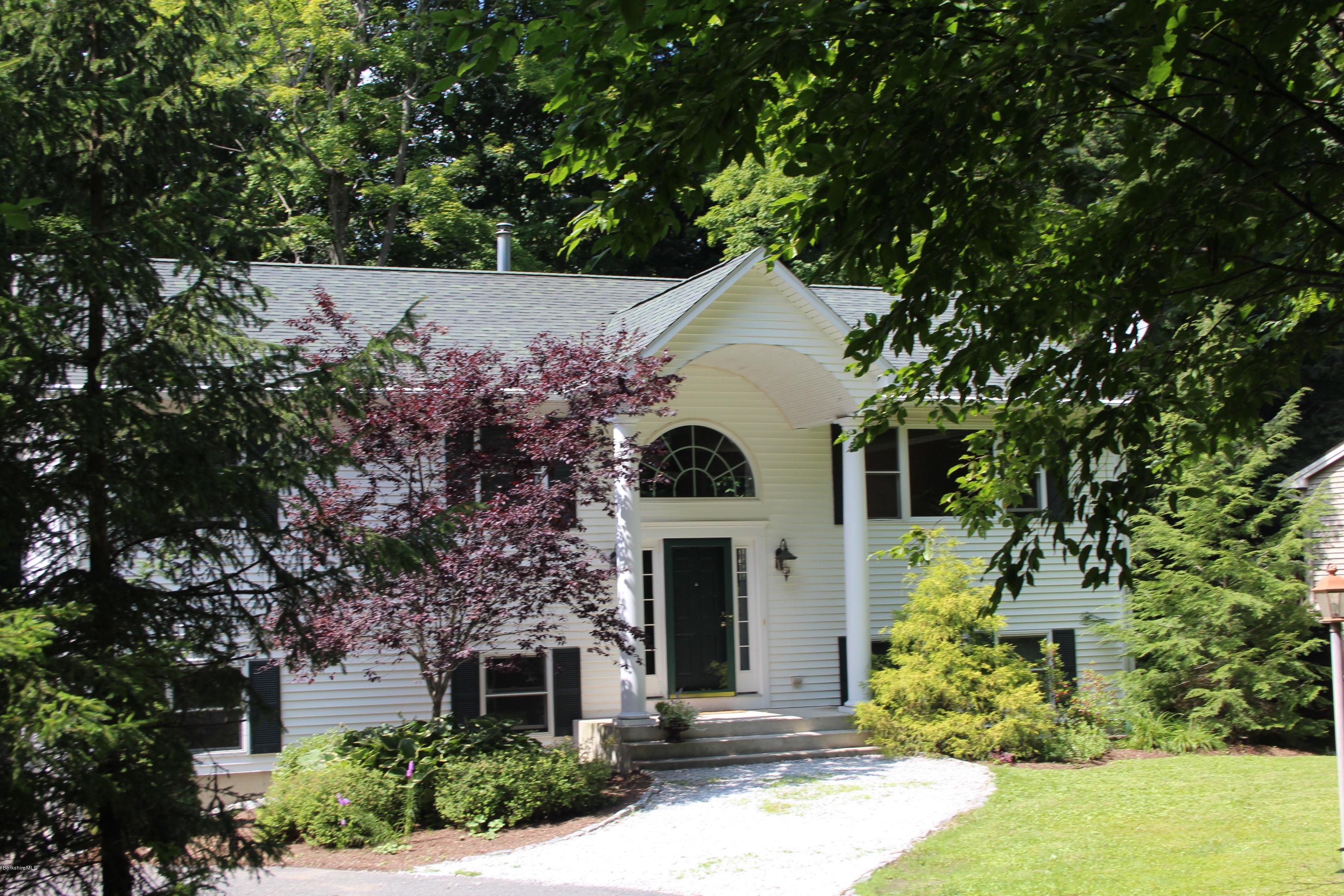 290 Barker Road Pittsfield, MA 01201 - Photo 3 of 30 2014-08-08 11