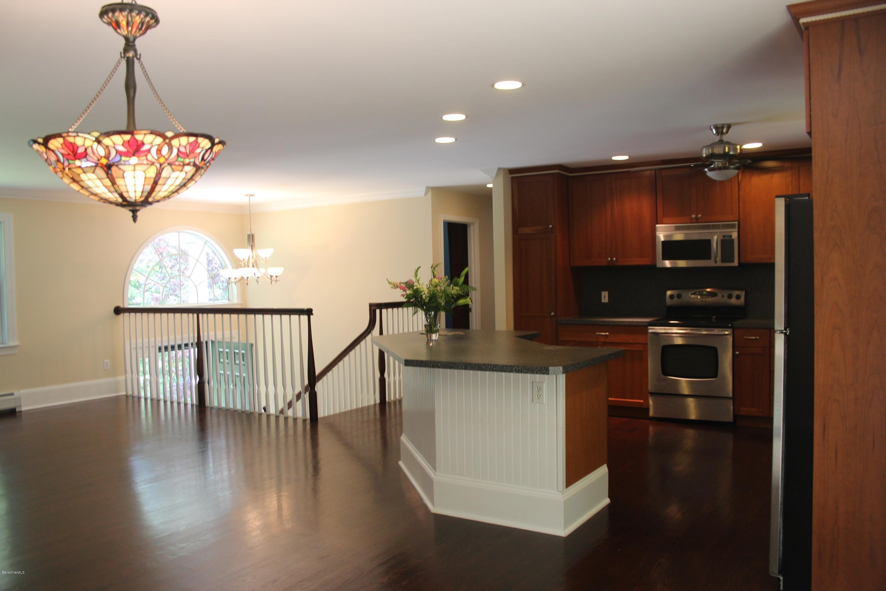 290 Barker Road Pittsfield, MA 01201 - Photo 24 of 30 2014-08-08 11