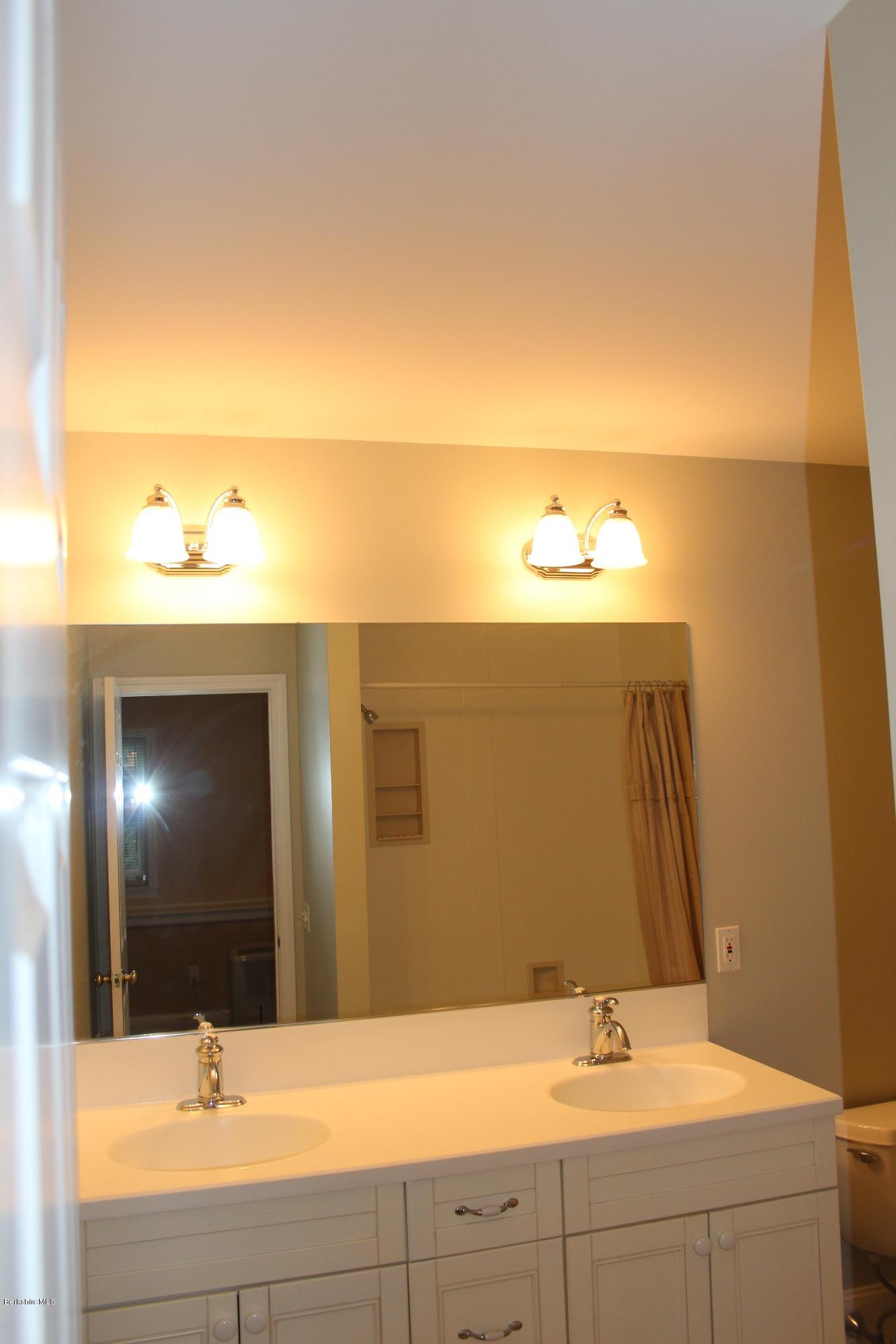 290 Barker Road Pittsfield, MA 01201 - Photo 26 of 30 2014-08-08 11