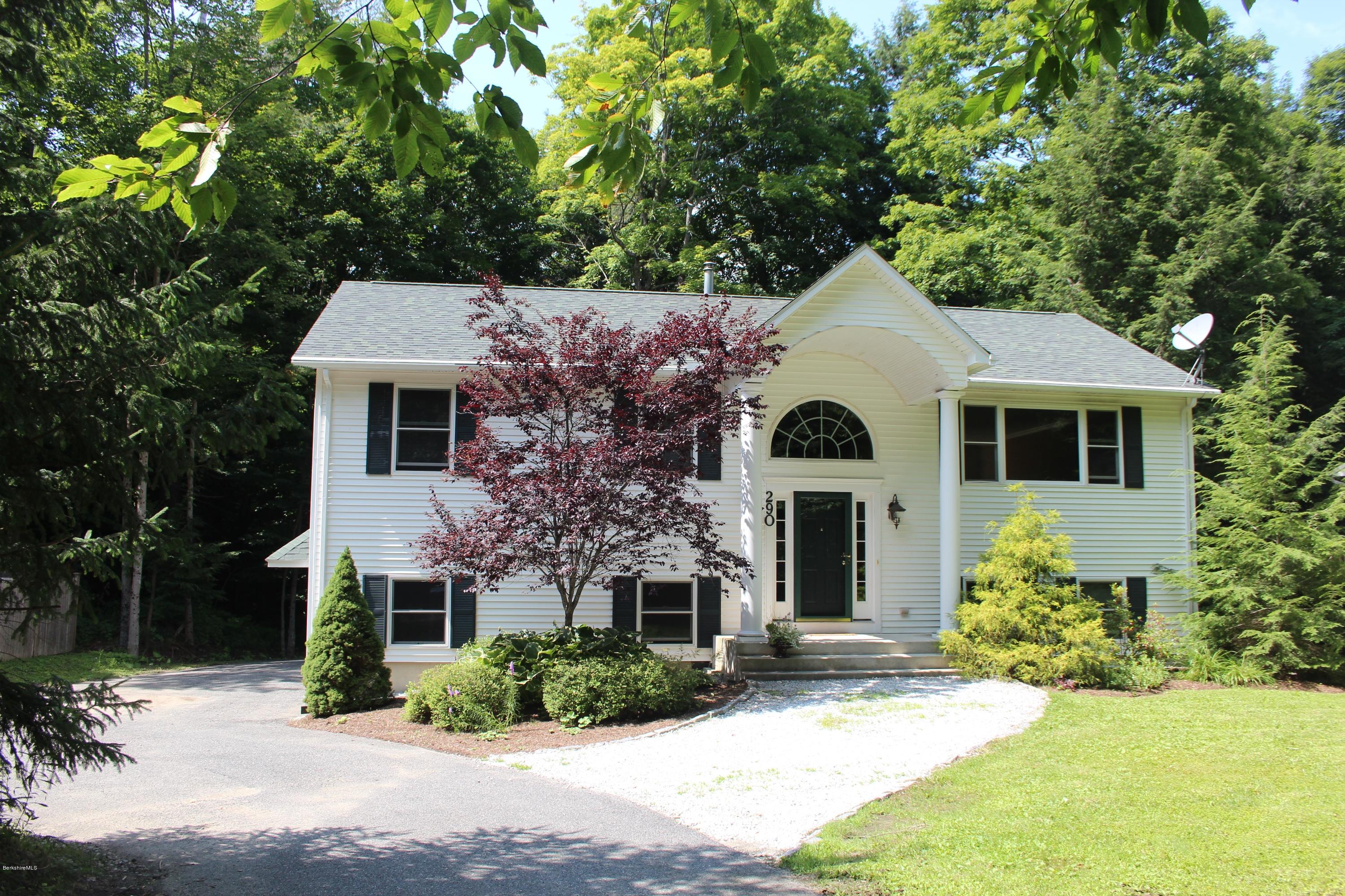 290 Barker Road Pittsfield, MA 01201 - Photo 4 of 30 2014-08-08 11