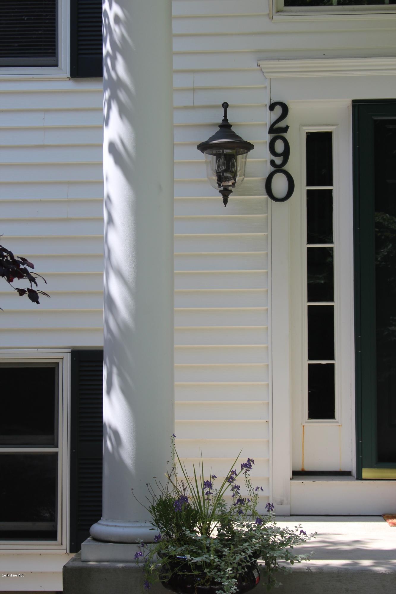 290 Barker Road Pittsfield, MA 01201 - Photo 7 of 30 2014-08-08 11