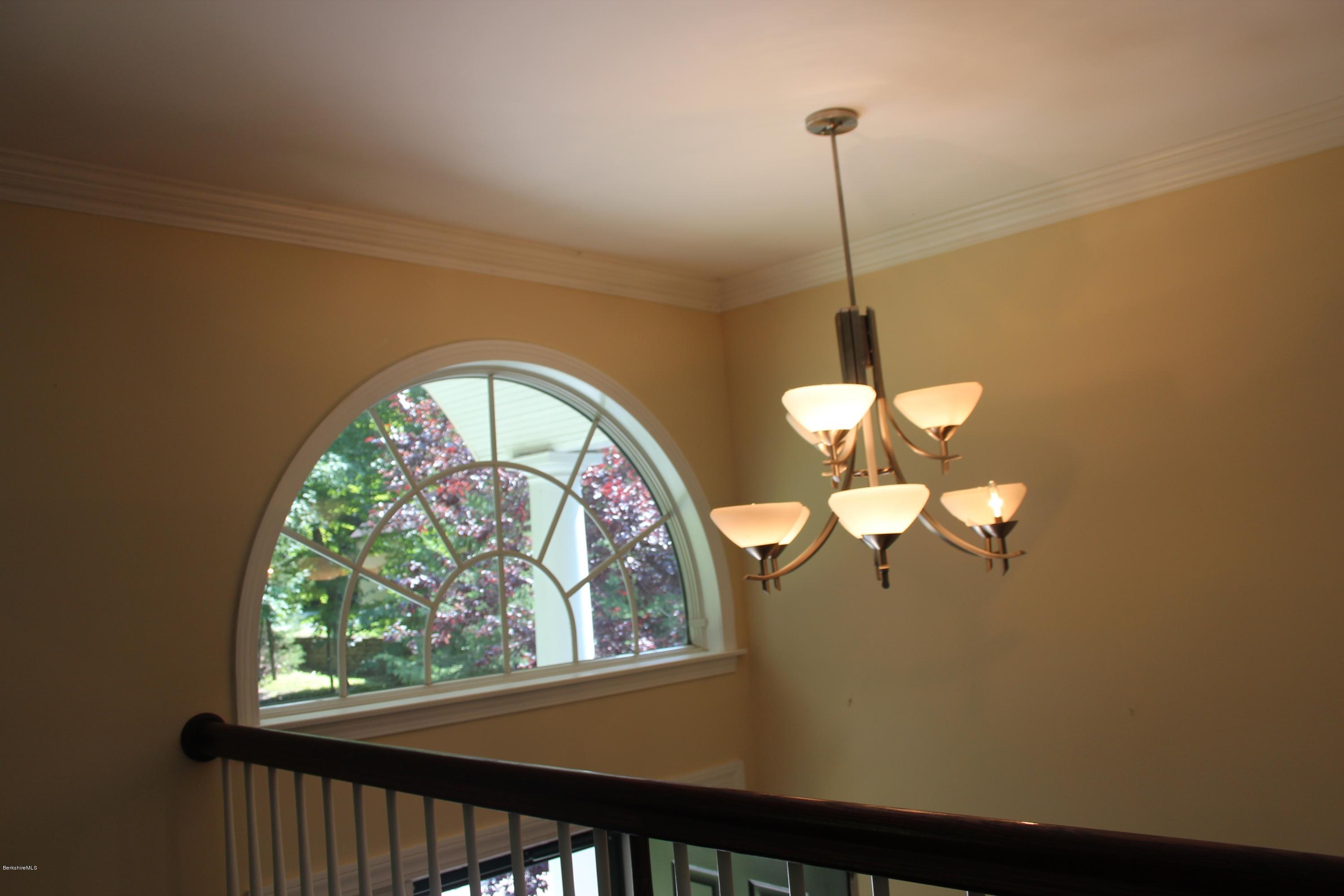 290 Barker Road Pittsfield, MA 01201 - Photo 10 of 30 2014-08-08 11