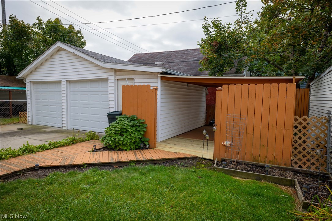 10105 Unity Avenue Cleveland, OH 44111 - Photo 32 of 35 View of garage