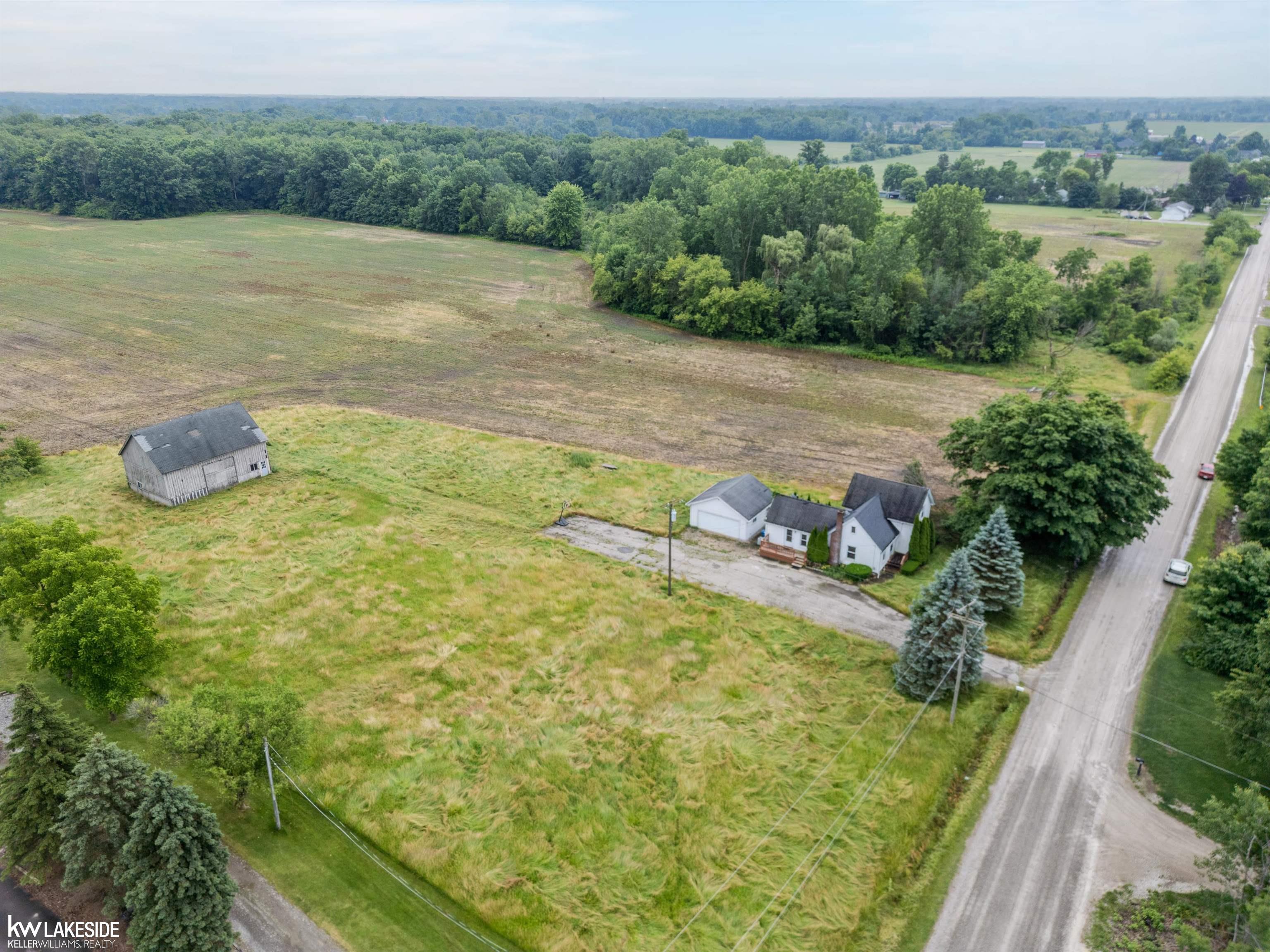 60440 Hayes Road Ray, MI 48096 - Photo 15 of 36