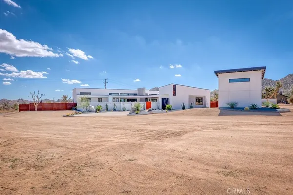 $1,300,000 | 5165 Roy Rogers Road, Pioneertown, CA 92268