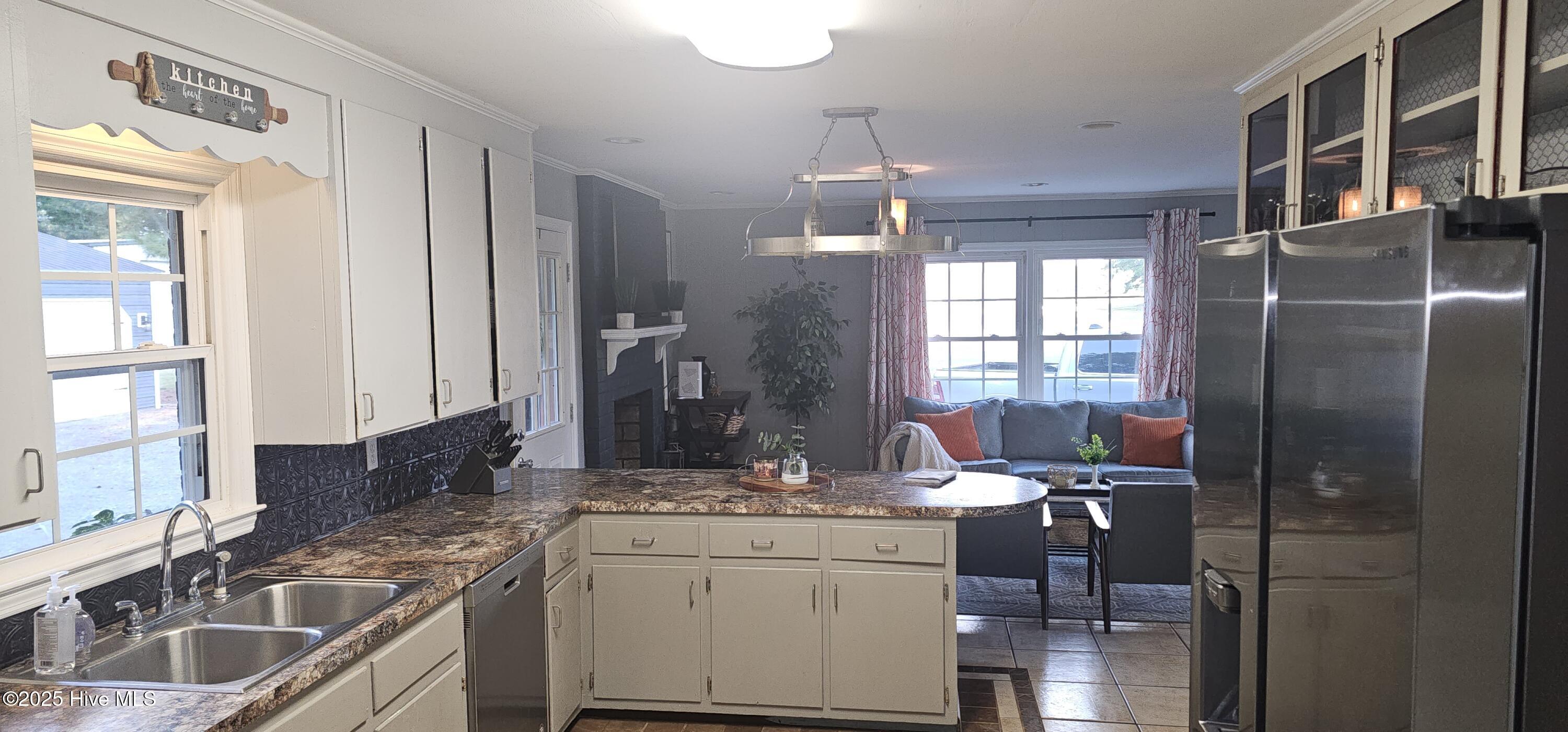 613 Doolittle Mill Road Conway, NC 27820 - Photo 17 of 63 Kitchen